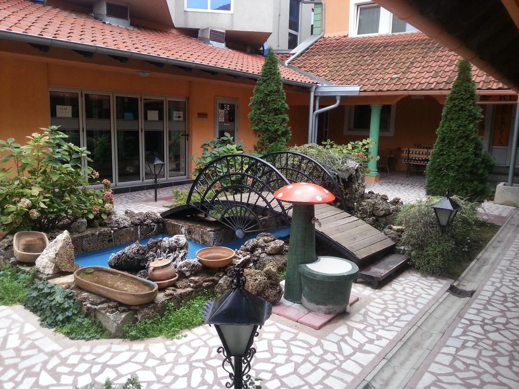 Hotel Car Smederevo Exterior foto
